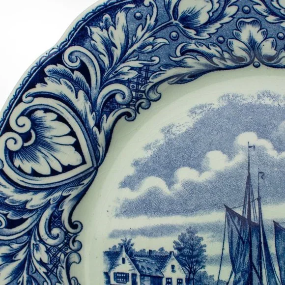 Vintage Porcelain Charger | Royal Sphinx Delfts Blue and White Plate | Holland - Picture 3 of 7